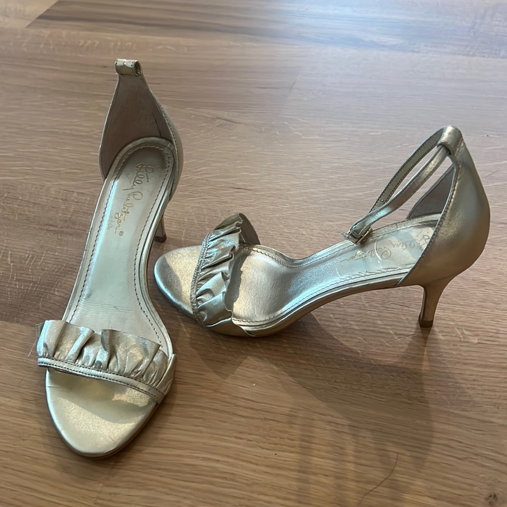 Lily Pulitzer Gold Carly Ruffle Ankle Strap Sandals Size 7.5